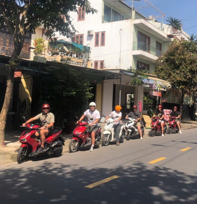 best time to visit hoi an