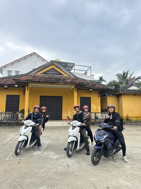 Hai Van Pass Motorbike Tour Hue to Hoi An