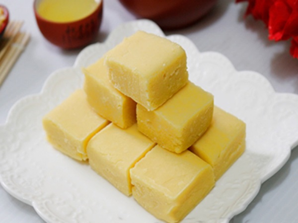 popular cakes in Hoi An