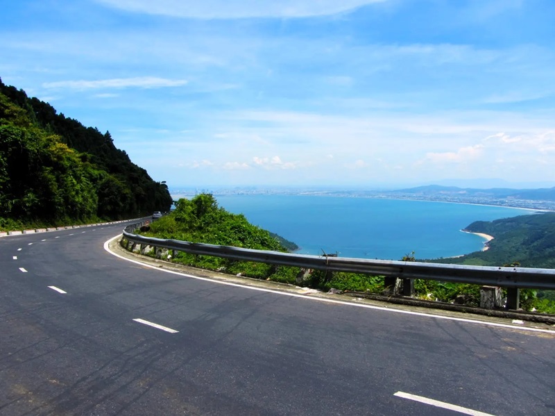 The Best Route from Hoi An to Hue