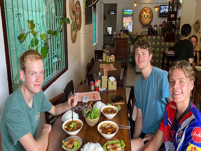 What to Eat in Hoi An