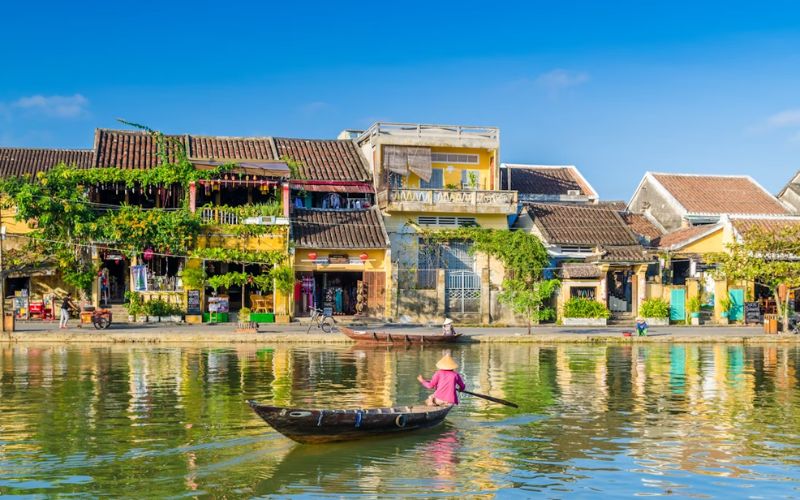 budget travel tips Hoi An